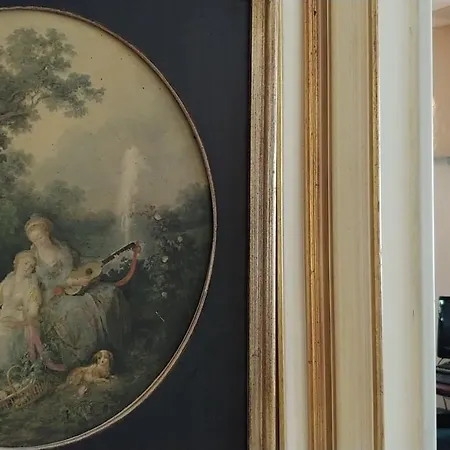 Le Victoria Отель Драгиньян