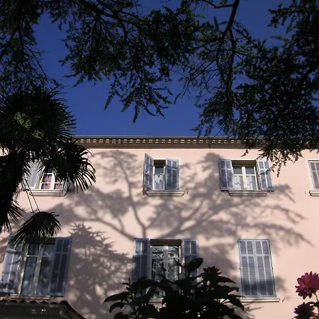 Le Victoria 3* Ντραγκινιάν